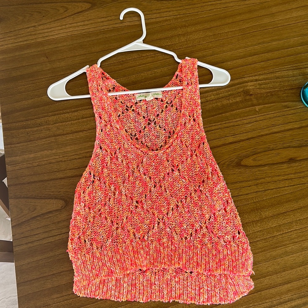 Cropped sweater tank